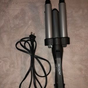 Revlon Perfect Hear Jumbo 3 Barrel Waver
